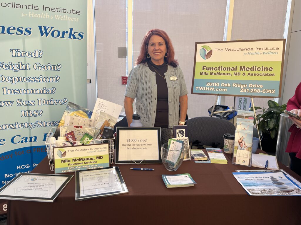 Sandy Booker discusses the offerings of the Woodlands Institute for Heath & Wellness at OHBA Palooza. (Photo by Jenna Baer)