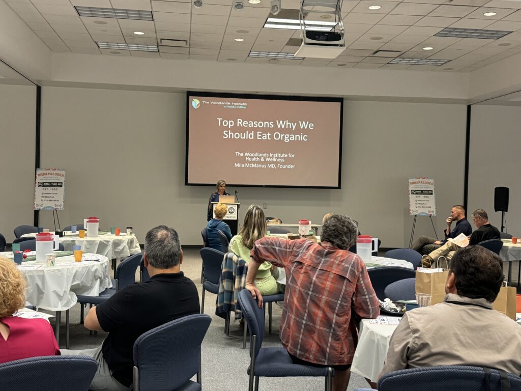 Dr. Mila McManus discusses the importance of eating organic food during a presentation at OHBA Palooza. (Photo courtesy of Sarah Yashinskie)