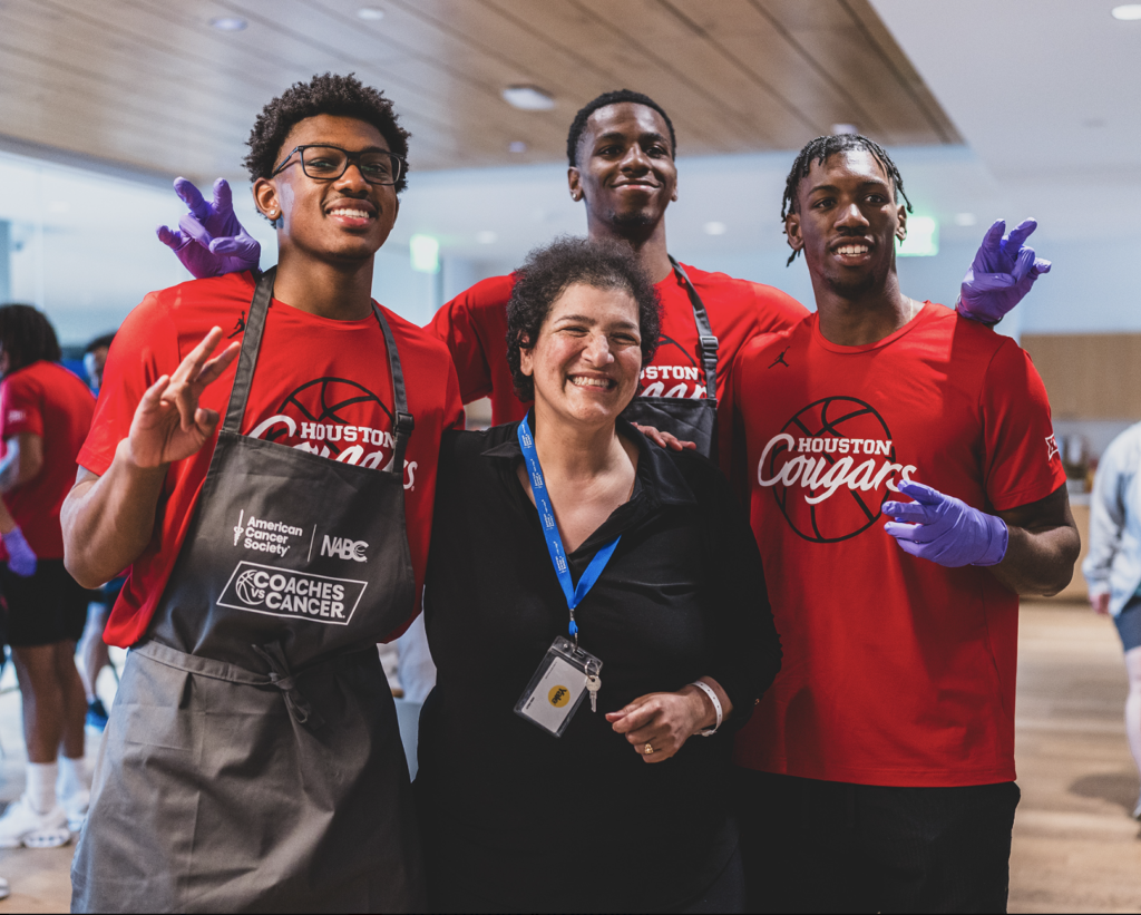 University of Houston basketball players are taught to give back by Kelvin Sampson, with the idea that it becomes a way of life. (@UHCougarMBK)