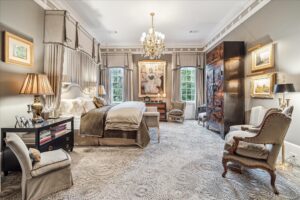 6024 Memorial Drive Glen Cove primary