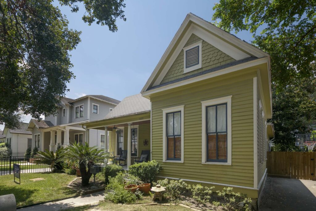 1029 Arlington St., m + a architecture studio, will be in the AIA Houston Home Tour 2024. (Photo by Ben Hill)