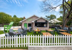Lawnie’s Dallas New Henderson Avenue Restaurants