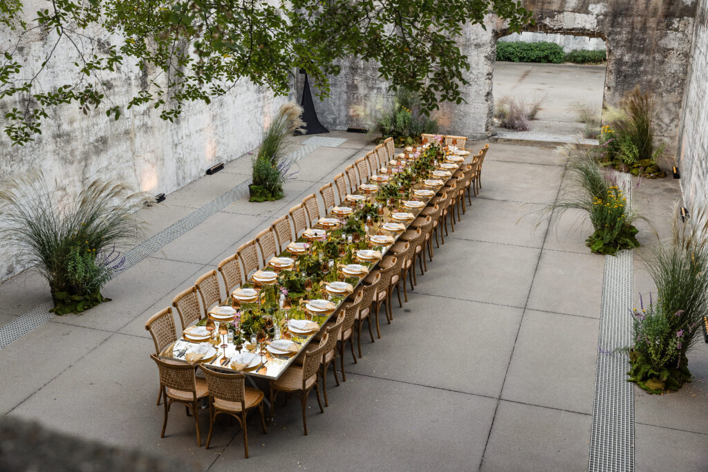The reflective tablescape (Photo by Kaitlin Saragusa / BFA)