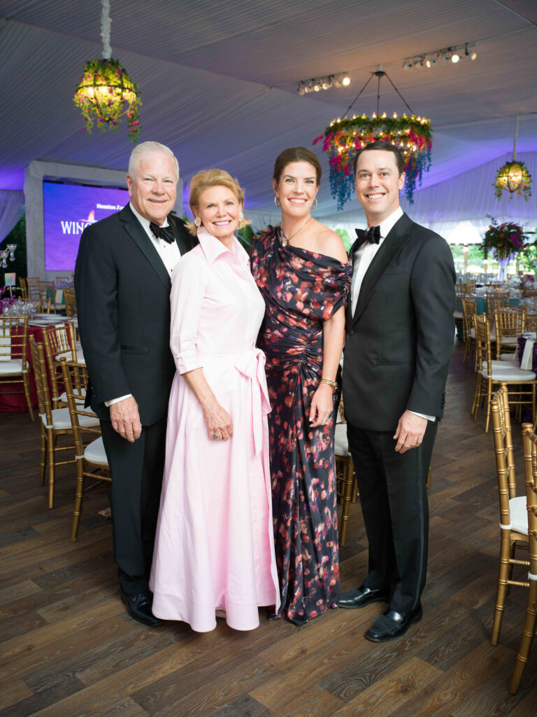 Zoo Ball chairs Chris Laquer & Anita O'Shaughnessy and Jennifer & Chris Laporte (Photo by Daniel Ortiz for Houston Zoo)