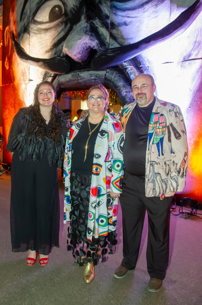Cary Mavris, honoree Becky Mustachio & Georgia Mustachio at the 2024 Orange Show Gala: DaliDada (Photo by Bill Stafford)