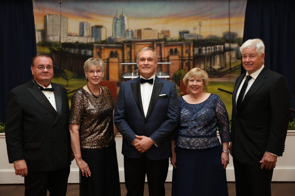 Goran Haag, Lynn Elsenhans, Thomas Hetherington, Dana Burch, David Gibbs at 'An Evening for Rice's Honor.' (Photo by Priscilla Dickson)