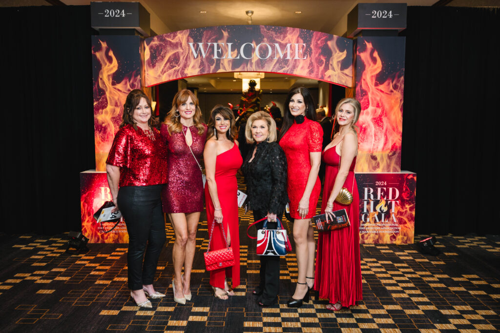 Lori Martin, Jillian Nel, Christine Johnson, Edna Meyer-Nelson, Jody Merritt, Lacy 
Willey at the Houston Professional Fire Fighters Association Charitable Foundation Gala (Photo by CatchLight Group)