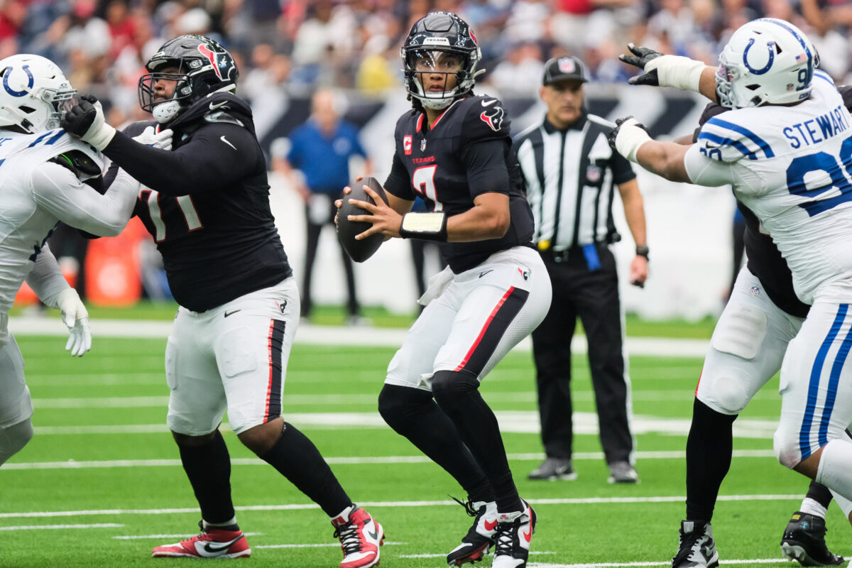 Texans’ Lost Connections Go Beyond Multiple Players-Only Meetings