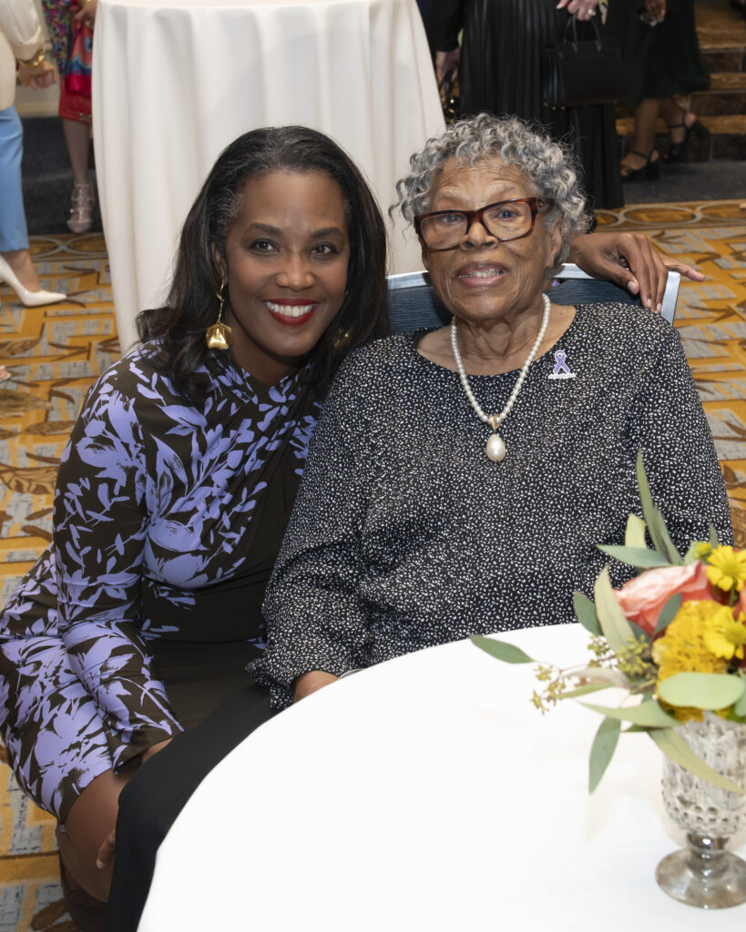 The Family Place CEO Tiffany Tate and Dr. Opal Lee, 2024 Texas Trailblazer Award recipient (Photo by Tamytha Cameron and Celeste Cass)