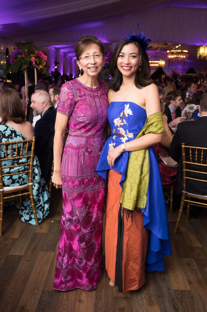 Trang Cormack, Aivi Nguye-Molligan at the 'Wing of Wonder' Zoo Ball. (Photo by Daniel Ortiz for Houston Zoo)