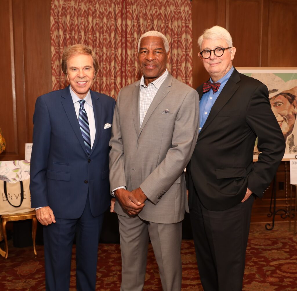 Scott Murray, emcee; Everson Walls, namesake of the Everson Walls Legacy Award; Raymond Quigley MD, Everson Walls Legacy Award honoree (Photo by Thomas Garza and Rob Wythe / Wythe Portrait Studio)