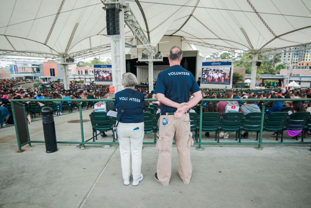 Pavilion Partner volunteers helped park buses and guided 4,000 students and teachers to seating in the Cynthia Woods Mitchell Pavilion during Fine Arts Education Day in October, 2024. (Courtesy of the CWMP)