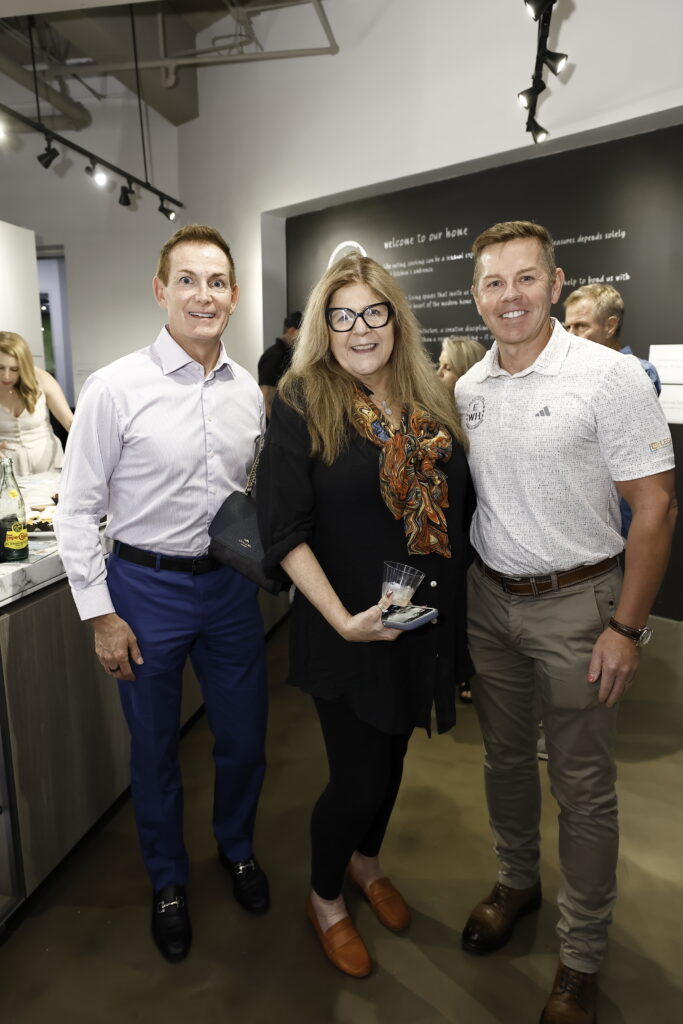 Gerry Heard, Kay Diamond, Tylor Hearn at the AIA Houston Home Tour Appreciation Party (Photo by Quy Tran)