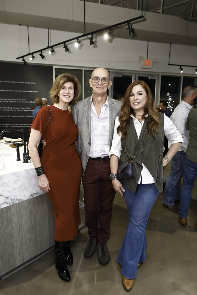 Linda & Simon Eyles, Dawn Ginn at the AIA Houston Home Tour Appreciation Party (Photo by Quy Tran)