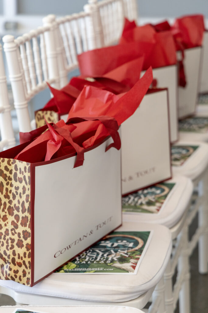 Gift bags at Cowtan & Tout (Photo by Jordan Geibel)