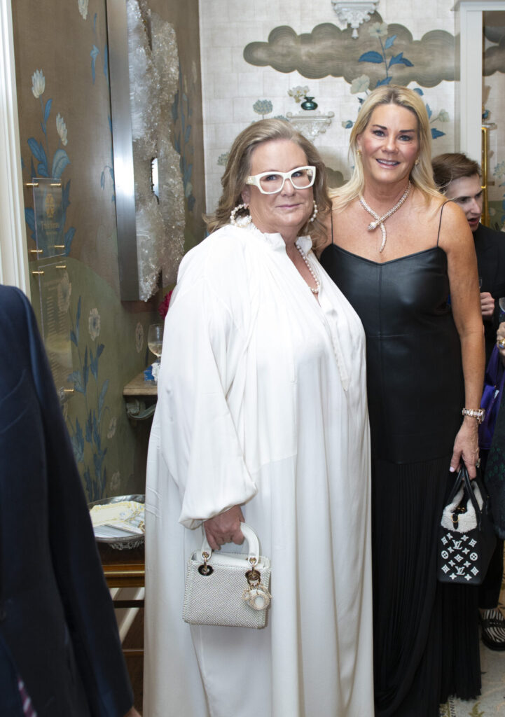 Georgina Hartland, Kelli Ford at Kips Bay Decorator Show House Dallas President's Dinner (Photo by Tamytha Cameron)