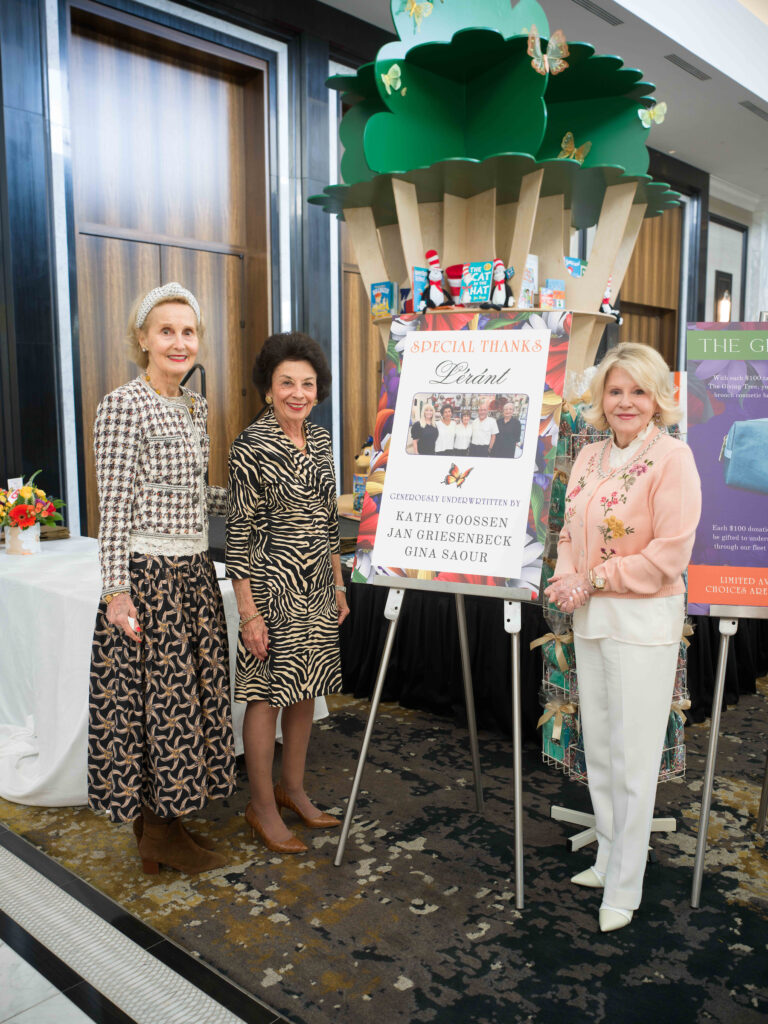 Gina Saour, Kathy Goossen, Jan Griesenbeck at the Barbara Bush Houston Literacy Foundation’s  Power of Literacy Luncheon (Photo by Daniel Ortiz)