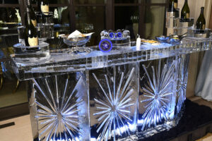 IceBar23 (Photo by Dave Rossman)