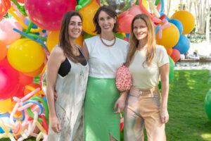 Sofi Sugasti, Robyn Siegel, Shayna Fontana-Horowitz (Photo by Tamytha Cameron)