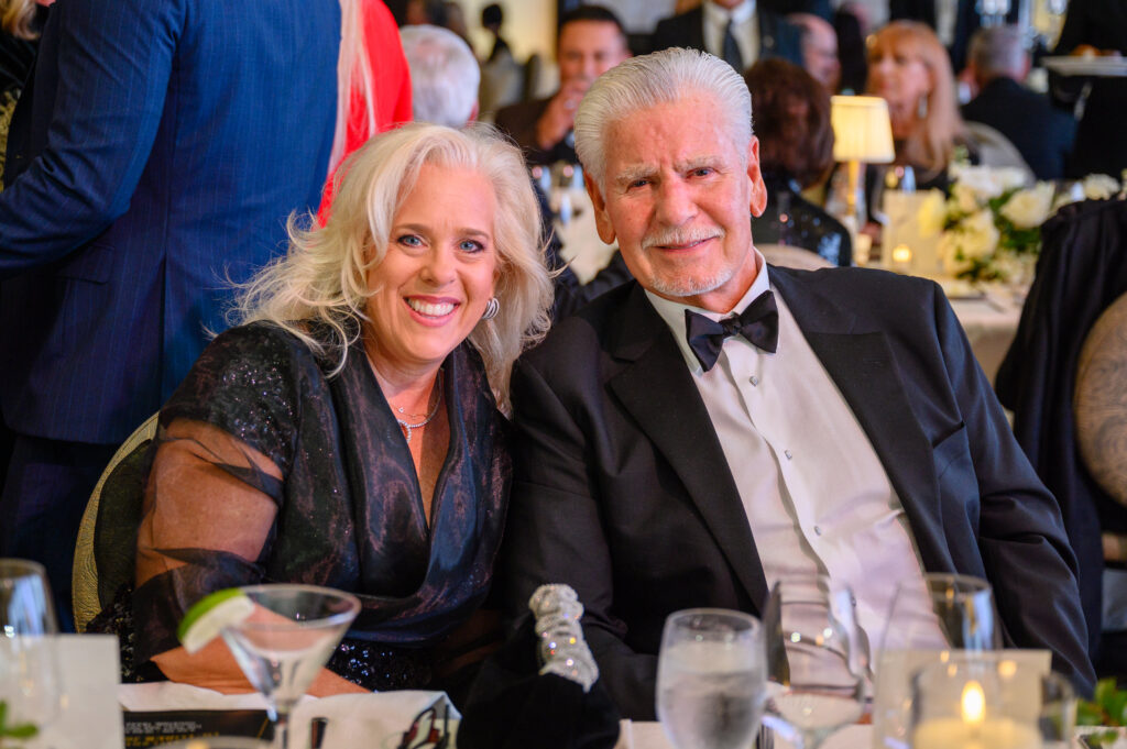 Stephanie & Gary Loveless at the Hope Biosciences Research Foundation gala  (Photo by Si Vo)