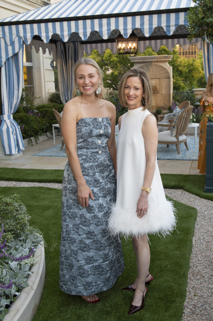 Victoria Sass, Laura Lee Falconer at Kips Bay Decorator Show House Dallas President's Dinner (Photo by Tamytha Cameron)