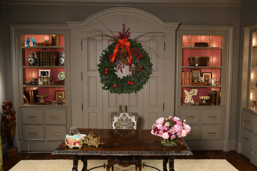 Desk detail in the sitting room at the Kappa Kappa Gamma Charitable Foundation home tour preview party (Photo by Dave Rossman)