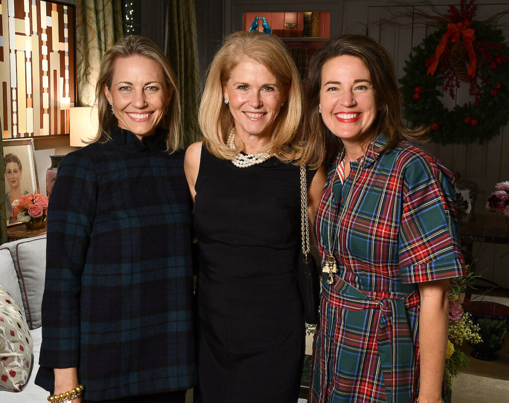 Margaret Murphy, Dayna Beardsley, Jill Oliver mingle at the Kappa Kappa Gamma Charitable  Foundation home tour preview party  (Photo by Dave Rossman)