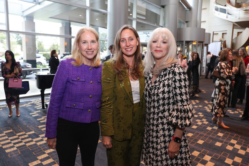  Elizabeth Smith, Christine Transier, Lynda Transier at the Angels of Hope Luncheon (Photo by Priscilla Dickson)