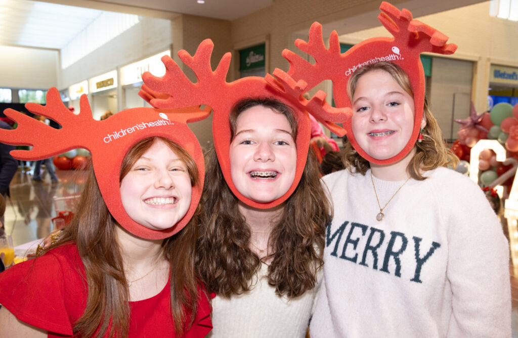 Caroline Crespo, Margot Cahalan, and Lily Martin enjoying the morning. (Photo by Kim Leeson)
