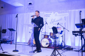 Derrick Shore (Photo by Daniel Ortiz)