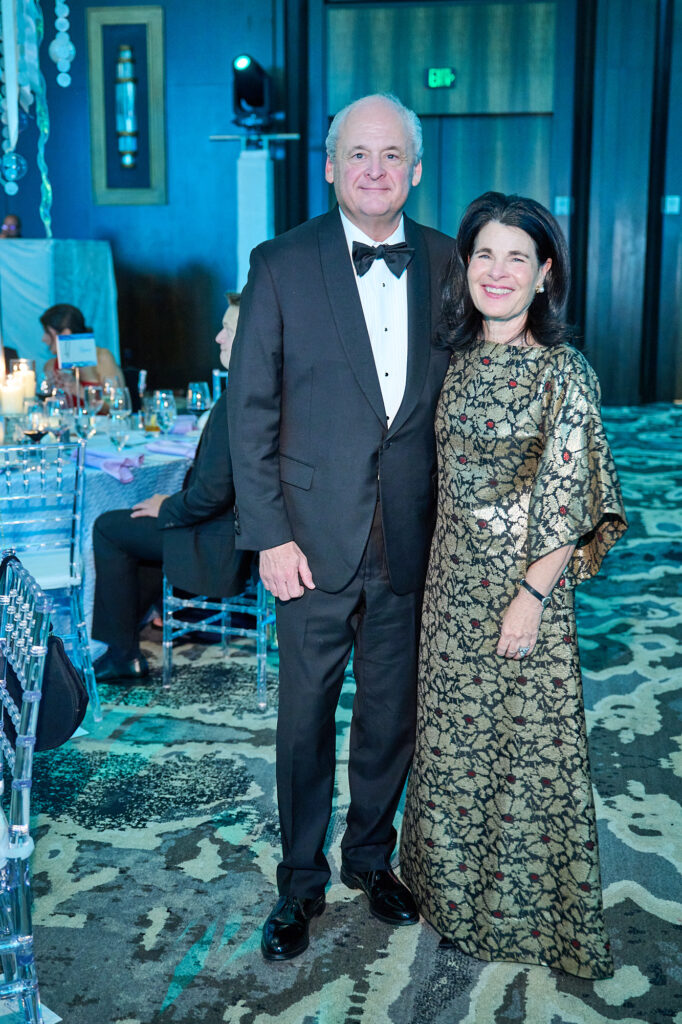 Roger & Jill Jenkins at the Spindletop Community Impact Partners 50th annual Holiday Ball (Photo by Fulton Davenport/PWL Studio)
