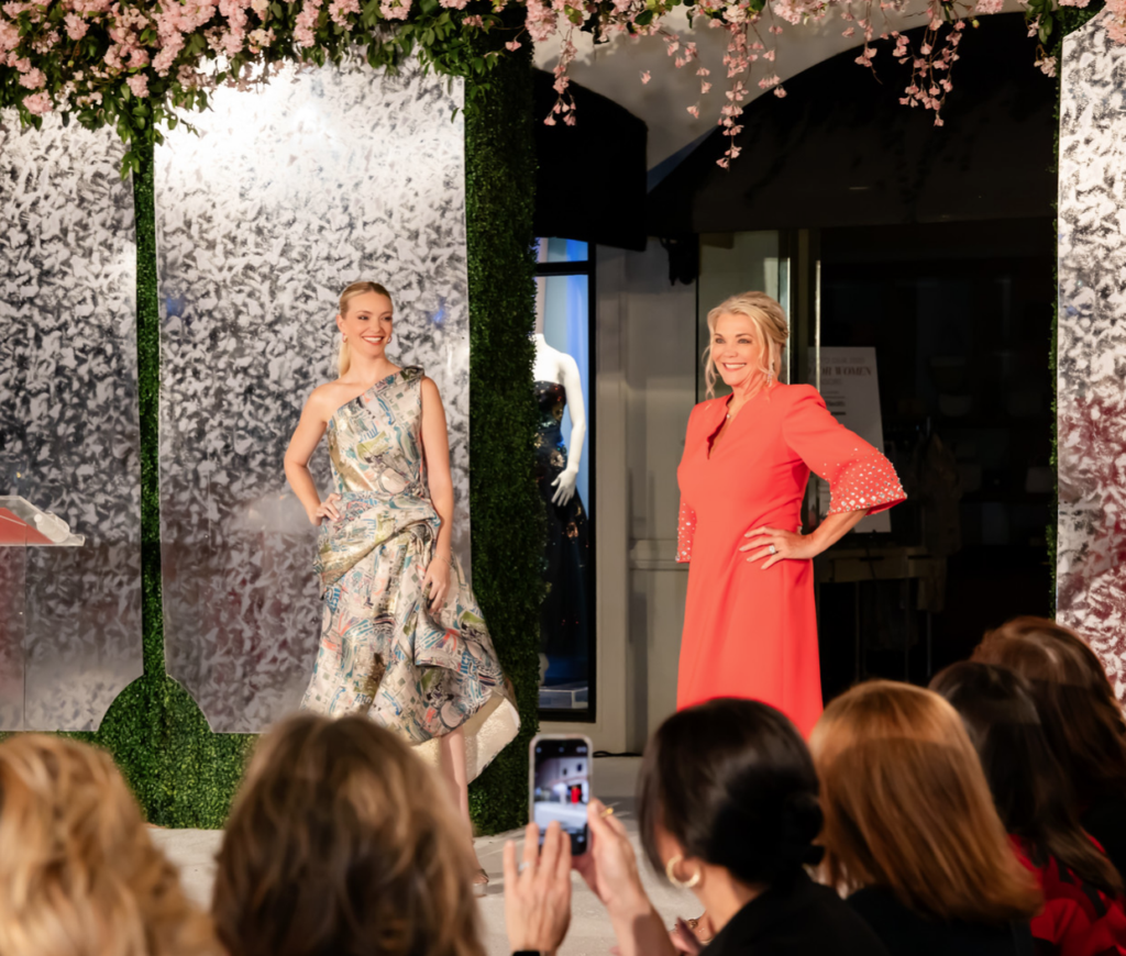 Circle of Red celebrity models Cindy Cook and Courtney Beck at the annual Elizabeth Anthony fashion evening benefiting the American Heart Association (Photo by Christina Griffin)