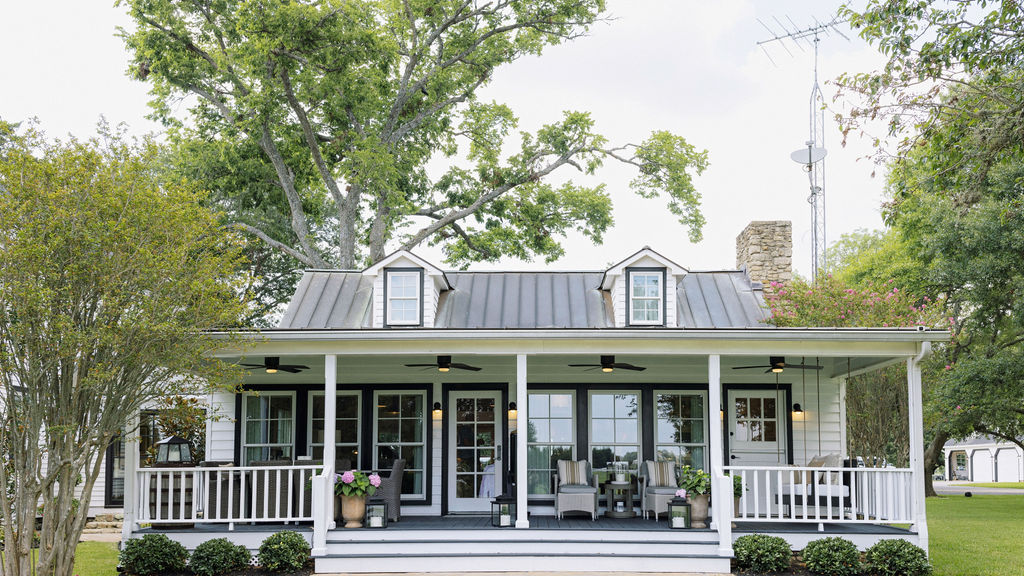 The F6 Fertitta guest house where the wedding reception was held. (Photo by Joseph West Photography)