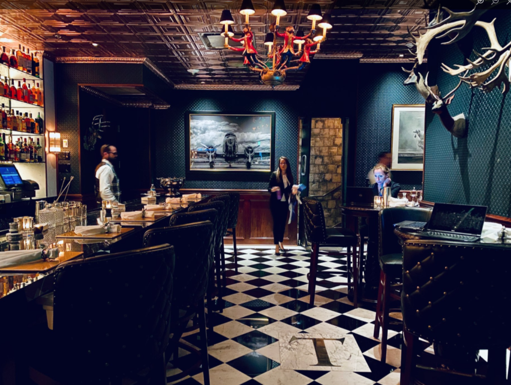 Turner's cozy bar provides a glamorous entrance to the Post Oak Boulevard restaurant.