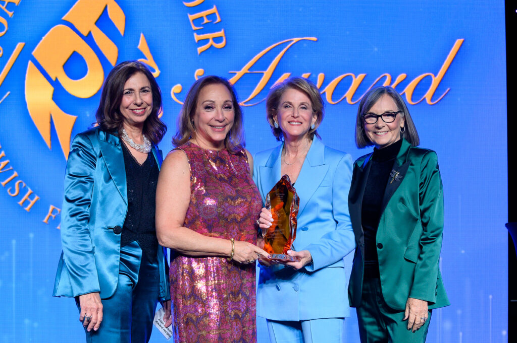 Susan Schneider, honoree Vikki Evans, president Carolyn Kaplan, Joy Kaplan at JFS LiVE! 2024: Songs in the Key of JFS  (Photo by Mark Katz, Jeff Fitlow, Michelle West)