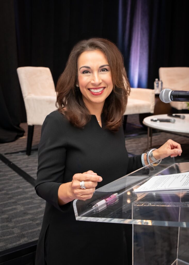 Deborah Ferguson, NBC5 Today Co-Anchor, EFS Gala Emcee (Photo by Rachel DeLira – StyleFW Pictures)