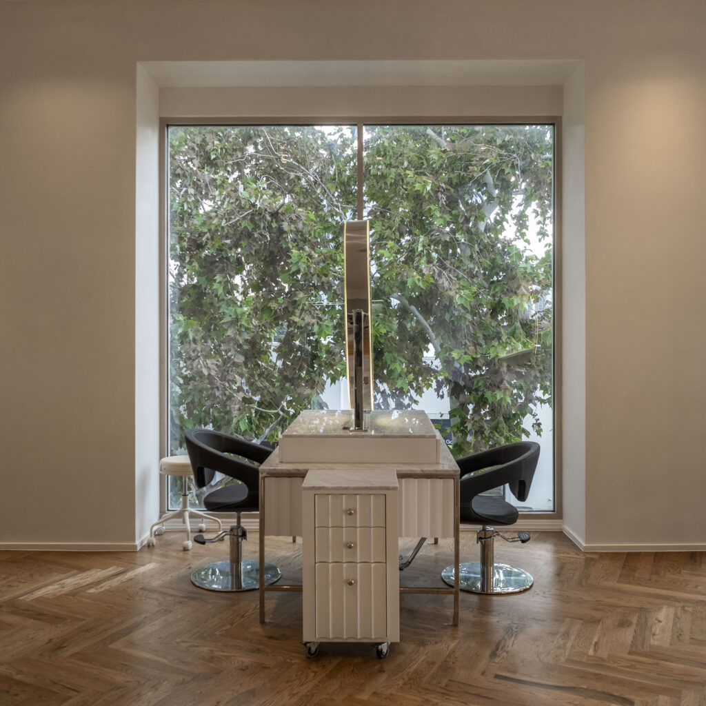 It's the overall experience at James Fojt Salons. 