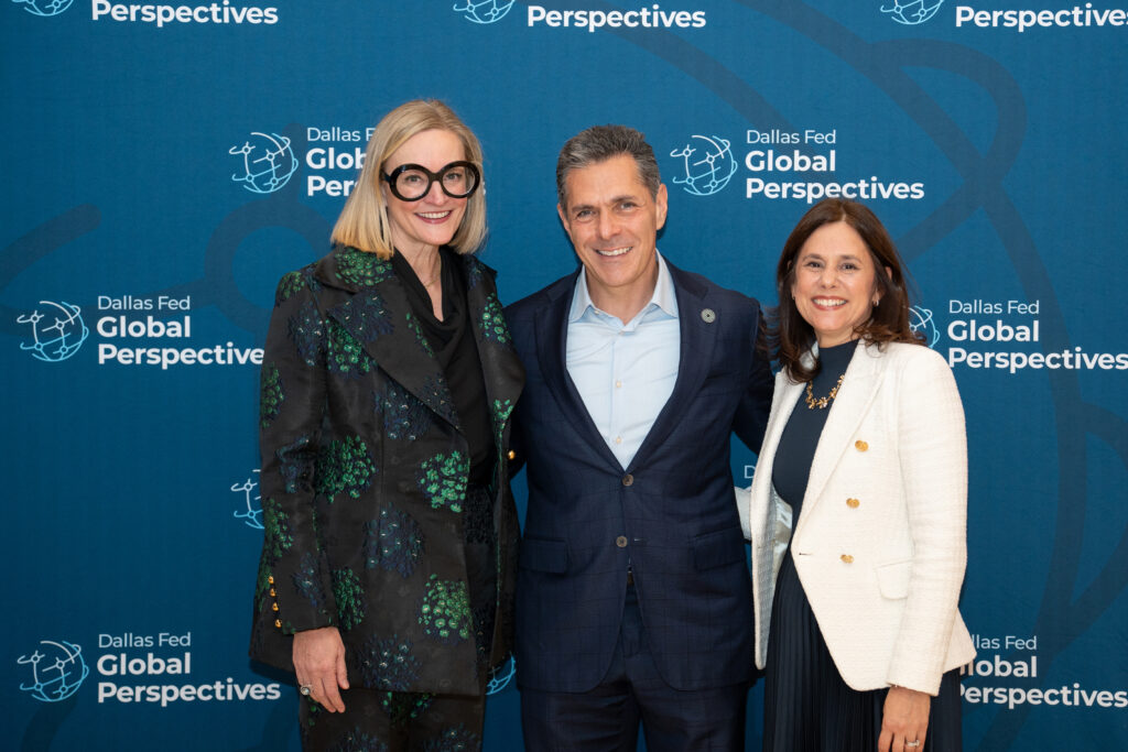 Jennifer Sampson, Daniel Lubetzky, Lorie Logan