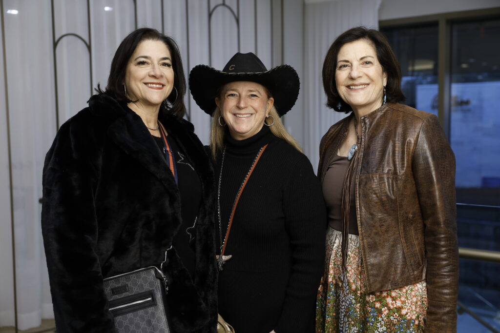 Lisa Gochman, Shelley Ludwick, Ellie Francisco at Zadok Jewelers Round Top Rendezvous