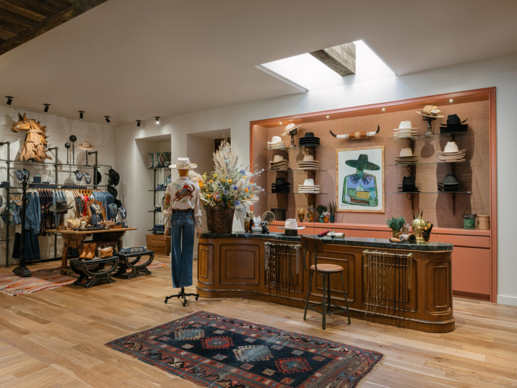 Yellow Rose by Kendra Scott features a variety of merchandise ranging from western hats to western wear.