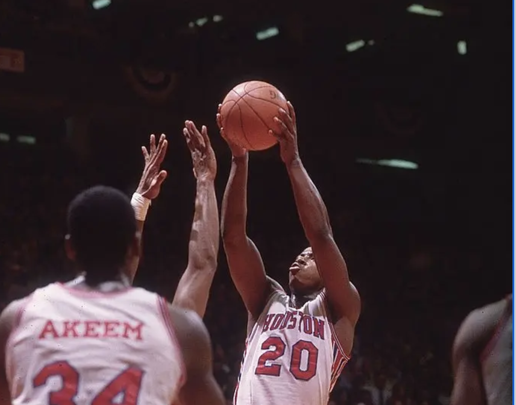 Phi Slama Jama Reunites to Honor Alvin Franklin at His Funeral