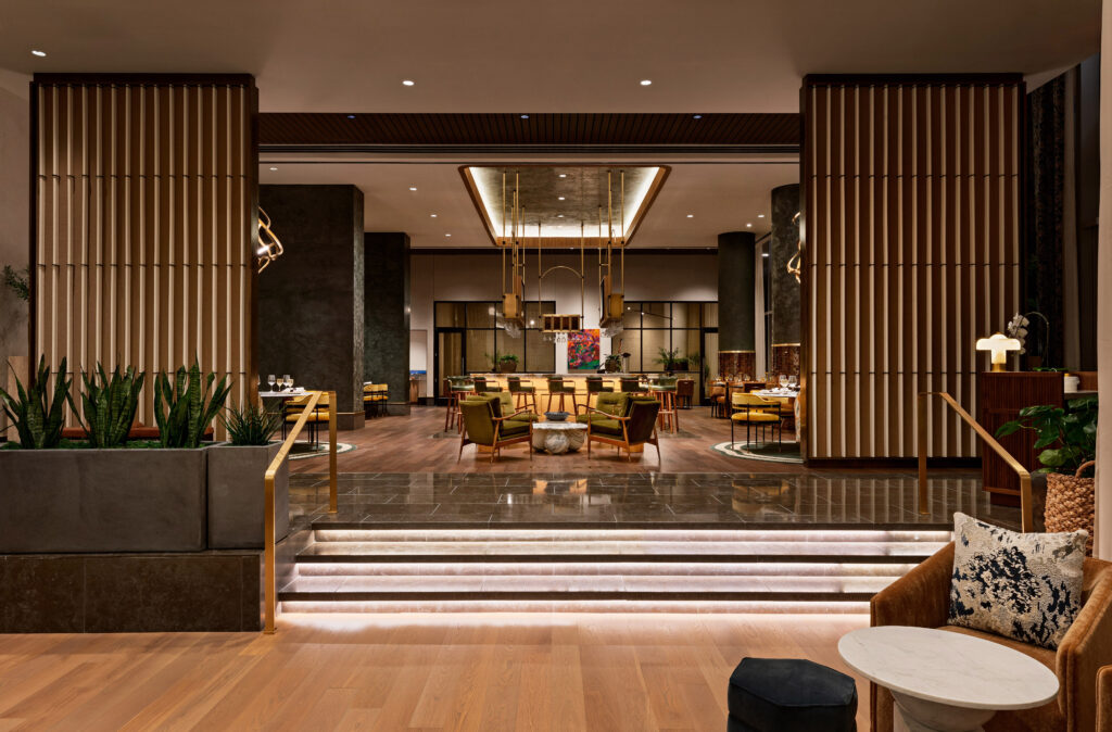 Palato Italian Kitchen and Lounge is also the hotel’s signature restaurant that offers wine, cocktails, fresh pasta, pizza, and more.