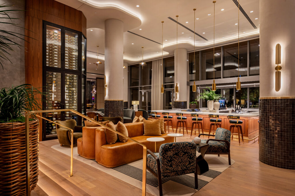 If you don't want to leave the hotel, there's really no need with Palato's lounge.