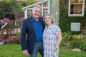 Bob Moore, Melissa Gardner