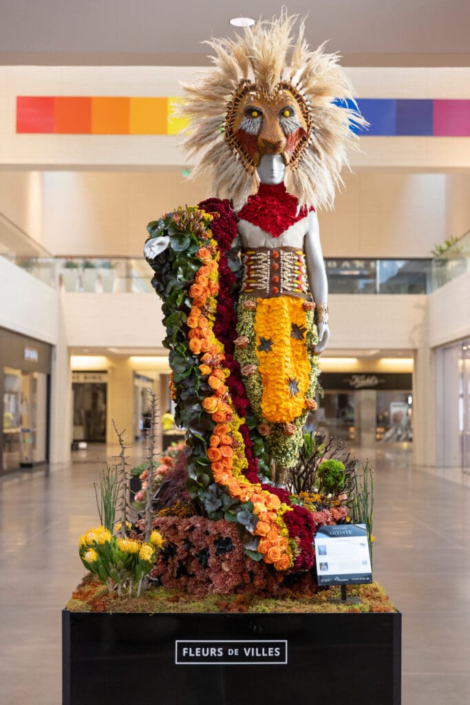 An installation inspired by Broadway Dallas' upcoming production of "The Lion King" by Fiore x 7 Flower Bar (Photo by NorthPark Center)