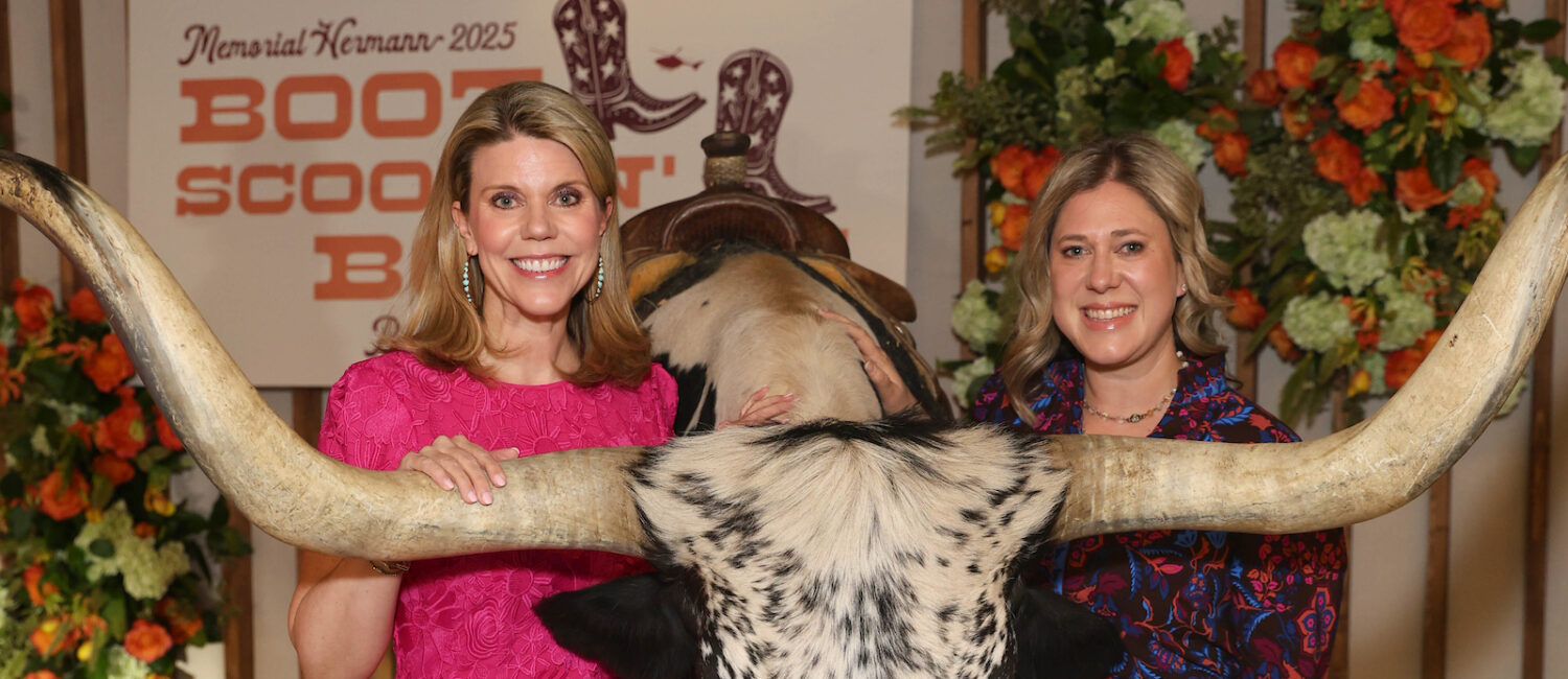 Claudia Kreisle and Katherine Taylor (Priscilla Dickson).174