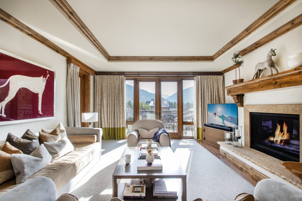 The Club’s nine, three-bedroom ski-in/ski-out luxury residences at the Arrabelle in Vail are located right next to the gondola. Sit fireside between runs or hikes, and stare at epic mountain views