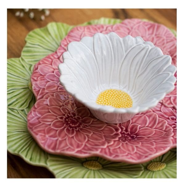 The perfect pieces for classic charm? Cabbageware tabletop.