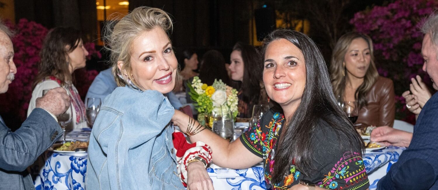 Dana Sailey, Kimberley Gauss