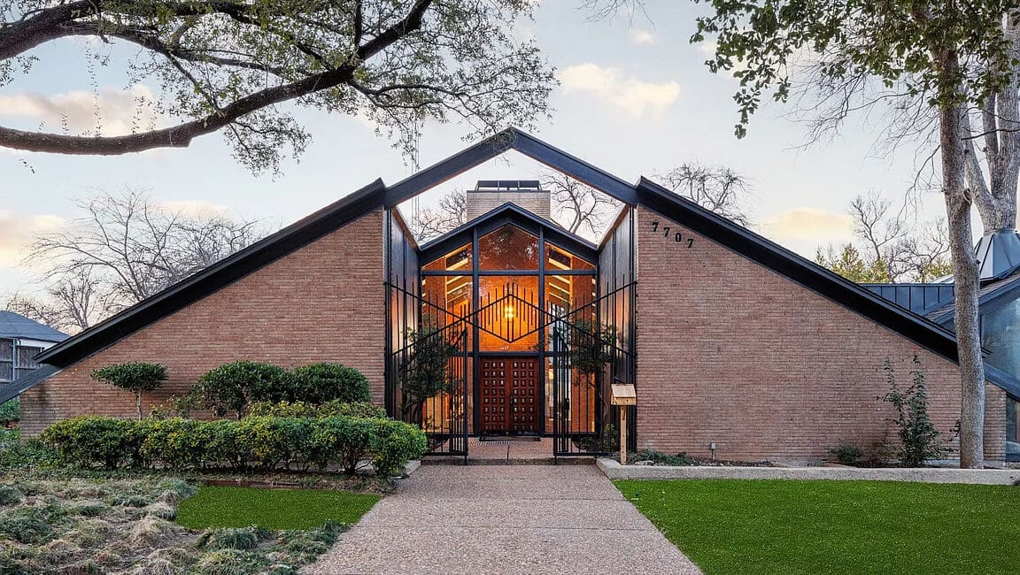 7707 Mason Dells Drive (Photo by Compass RE Texas)